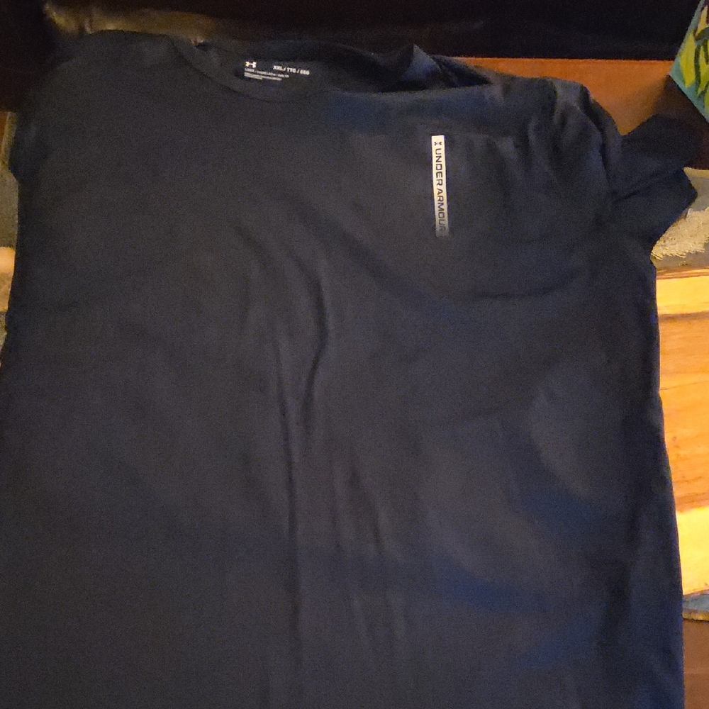Under Armour Men's Dark Blue Athletic Tee